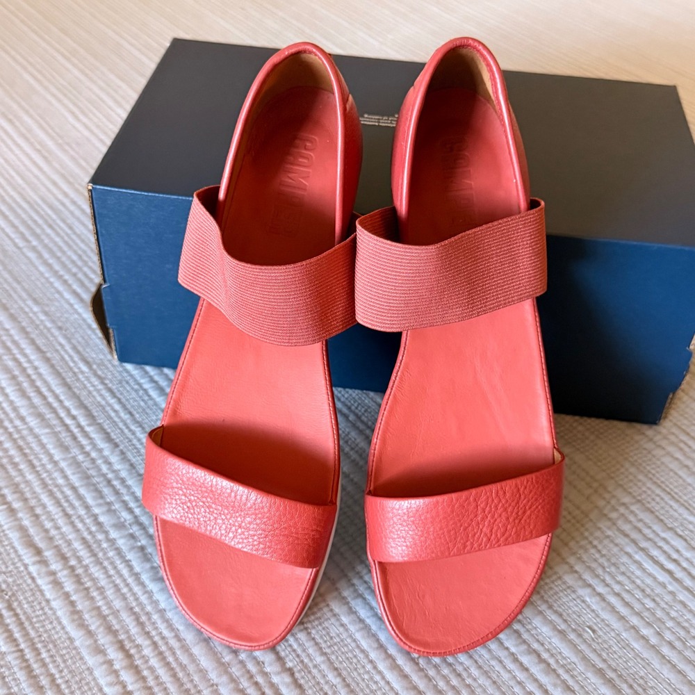 NEW Camper Women Right Nina Leather Flat Sandals Coral Red Elastic Strap Size 41